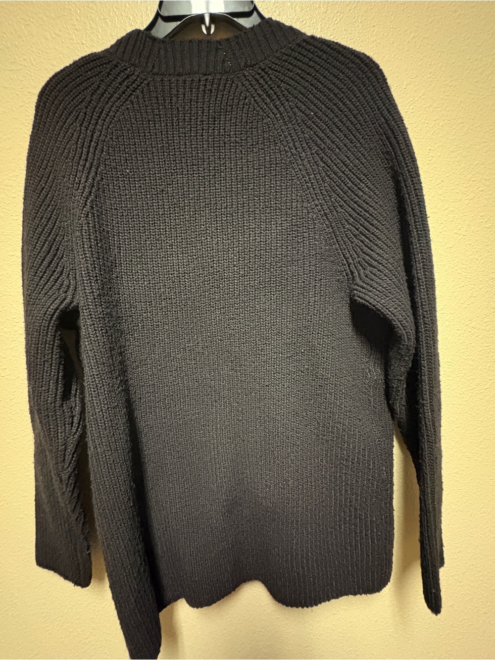 Express Black Ribbed Button-Front Cardigan - Picture 3 of 4